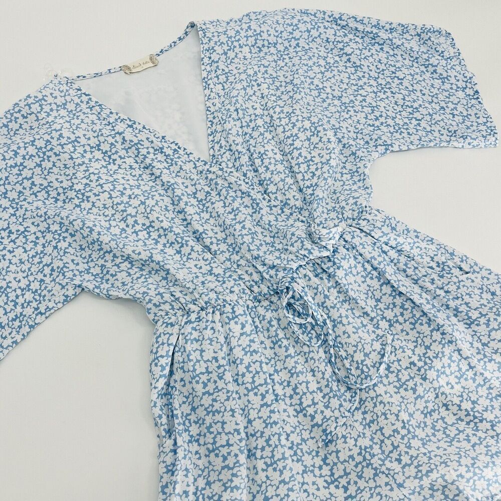 Altar’d State Blue & White Floral Flowy Waist Tie Romper Size Small CL016 - Picture 4 of 14